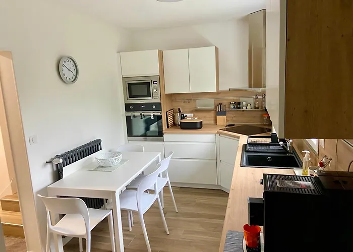 Casa Premio Au Calme Et Refaite A Neuf *