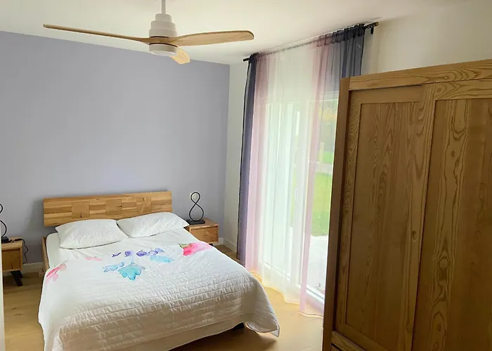 Casa Premio Au Calme Et Refaite A Neuf Villa